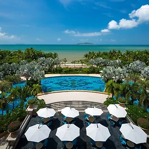 Crowne Plaza Bay By Ihg 5*, Sanya China