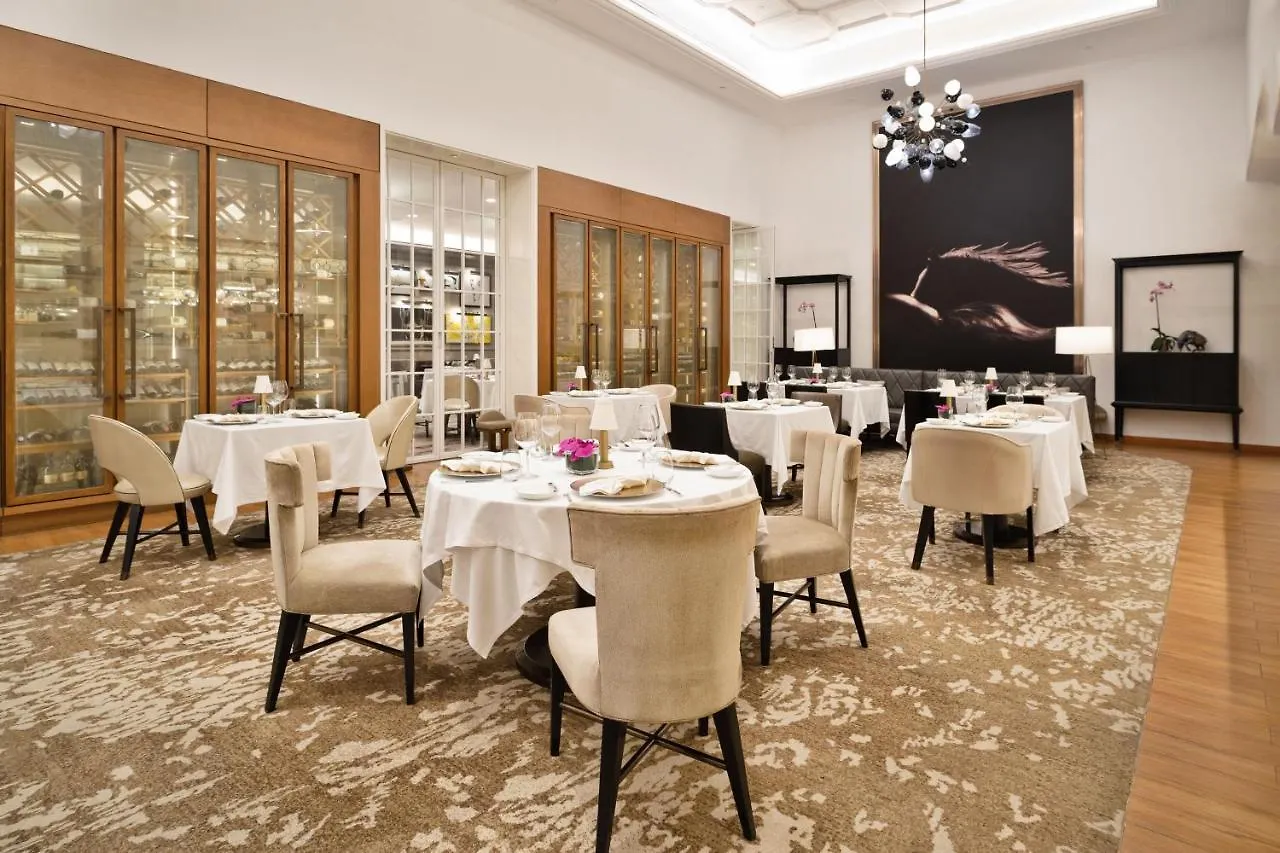 Resort St. Regis Macao Hotel