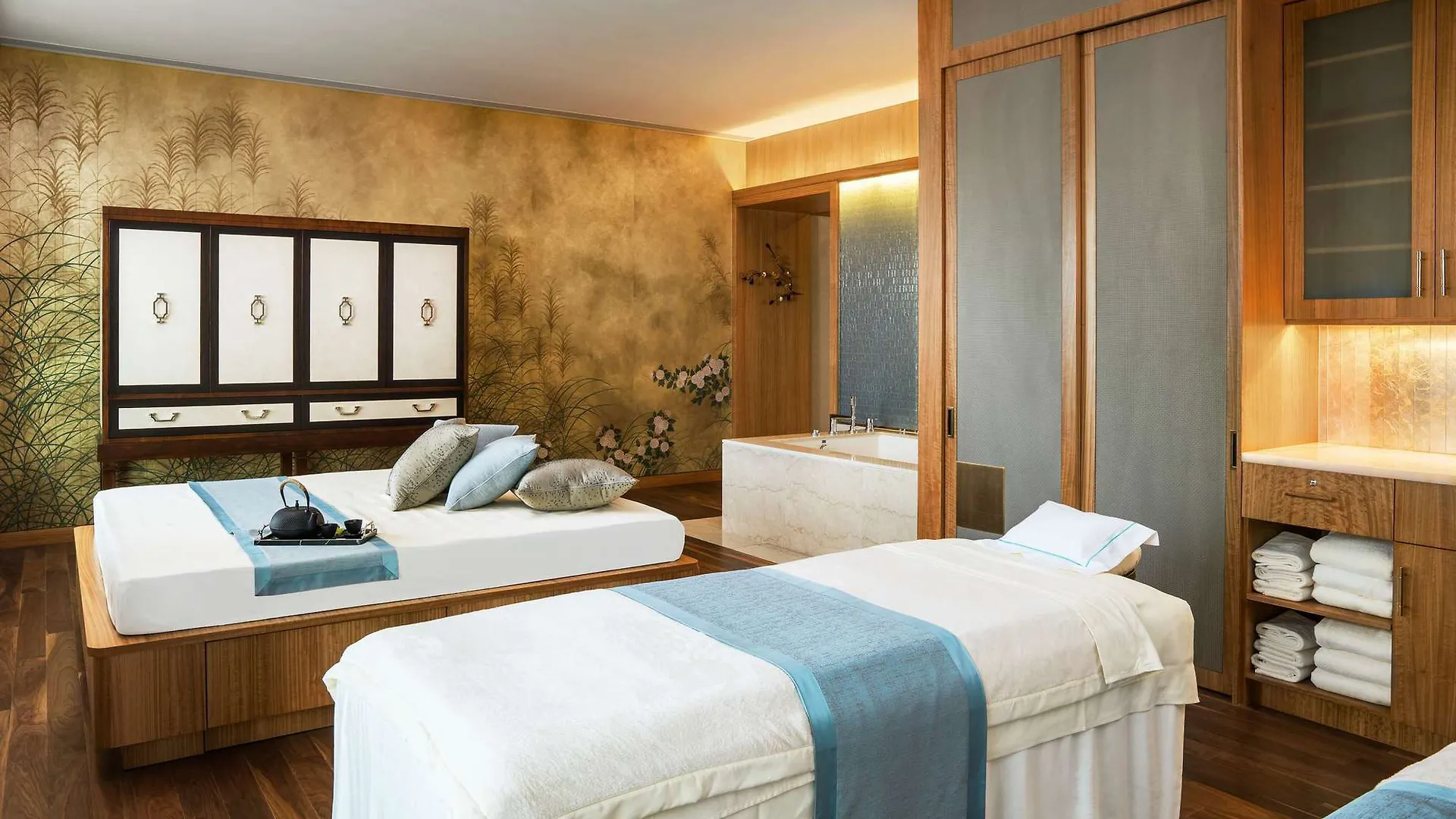 St. Regis Macao Hotel 5*, Macau