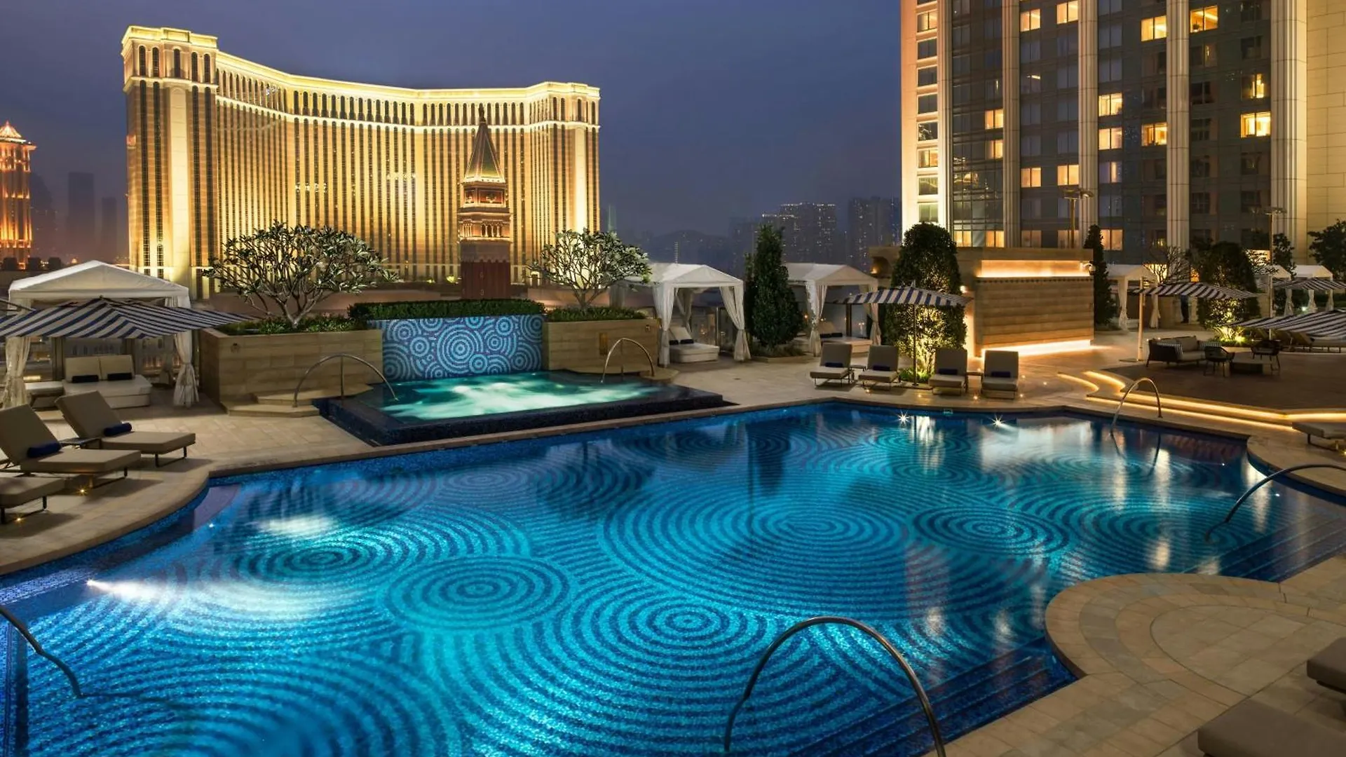 St. Regis Macao Hotel 5*, Macau China